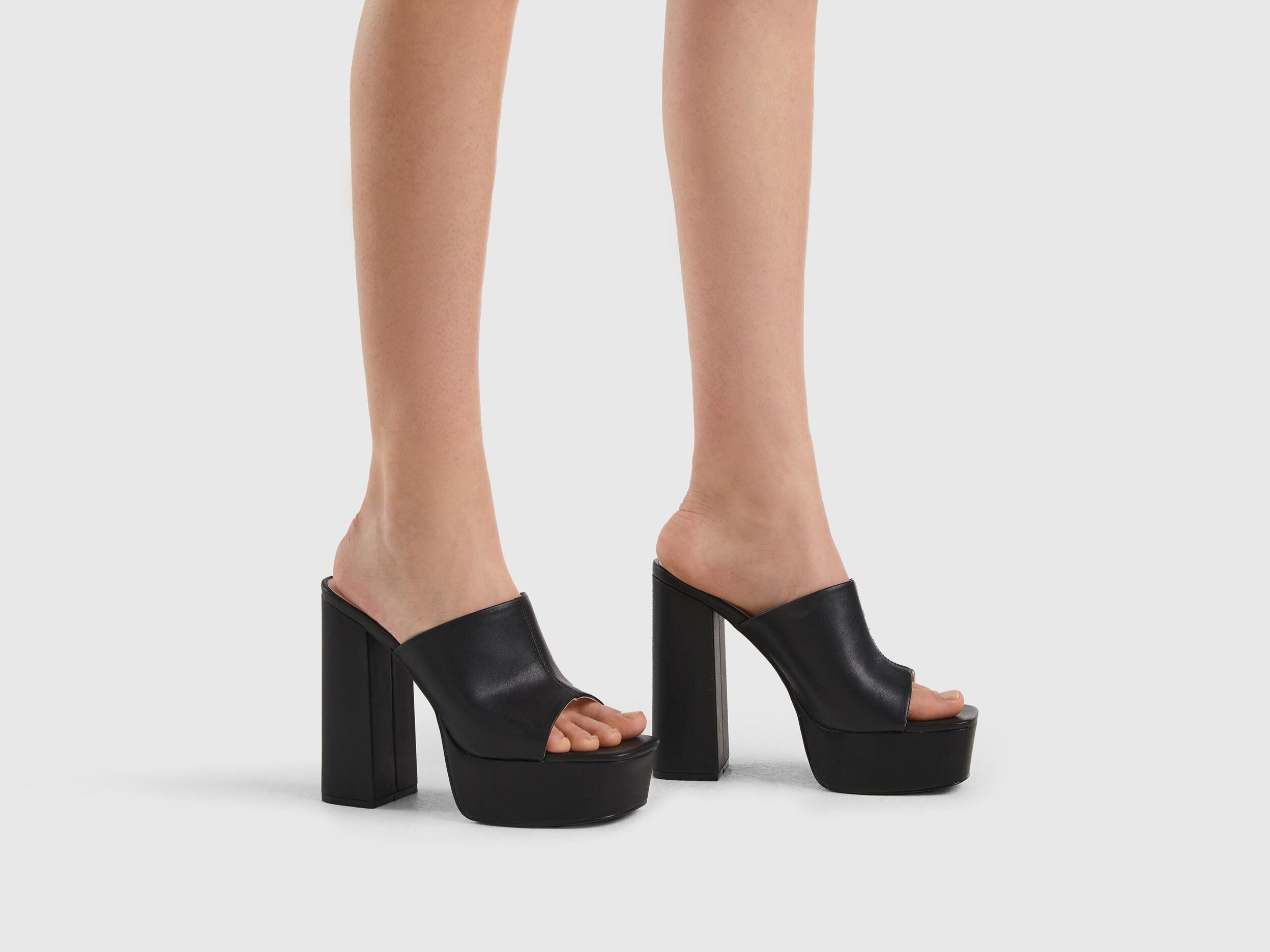 Zuecos best sale de tacon