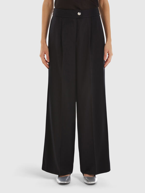 Pantalón amplio en mezcla de viscosa y lana Pantalón amplio en mezcla de viscosa y lana Mujer
