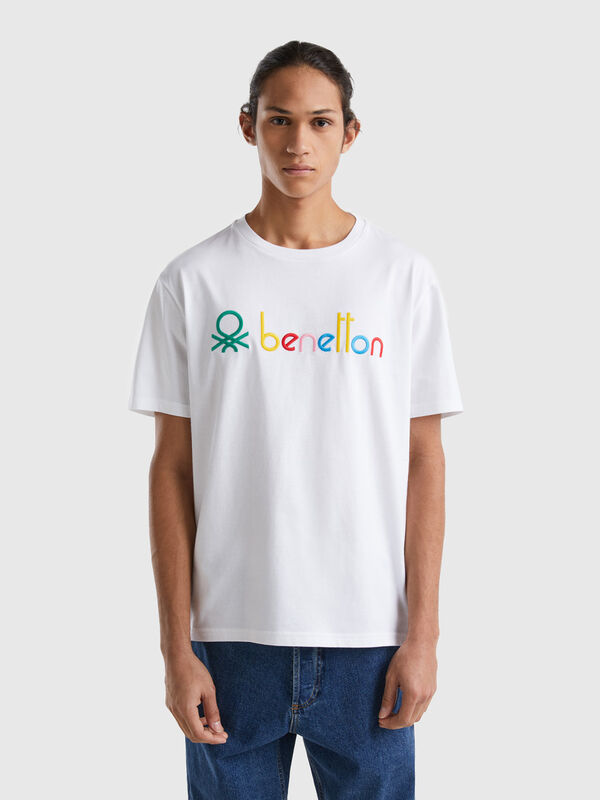 Camiseta blanca con logotipo multicolor Hombre