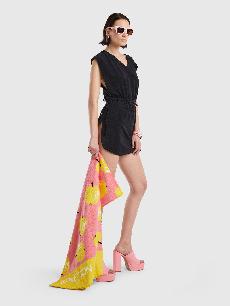 Vestido corto de rizo