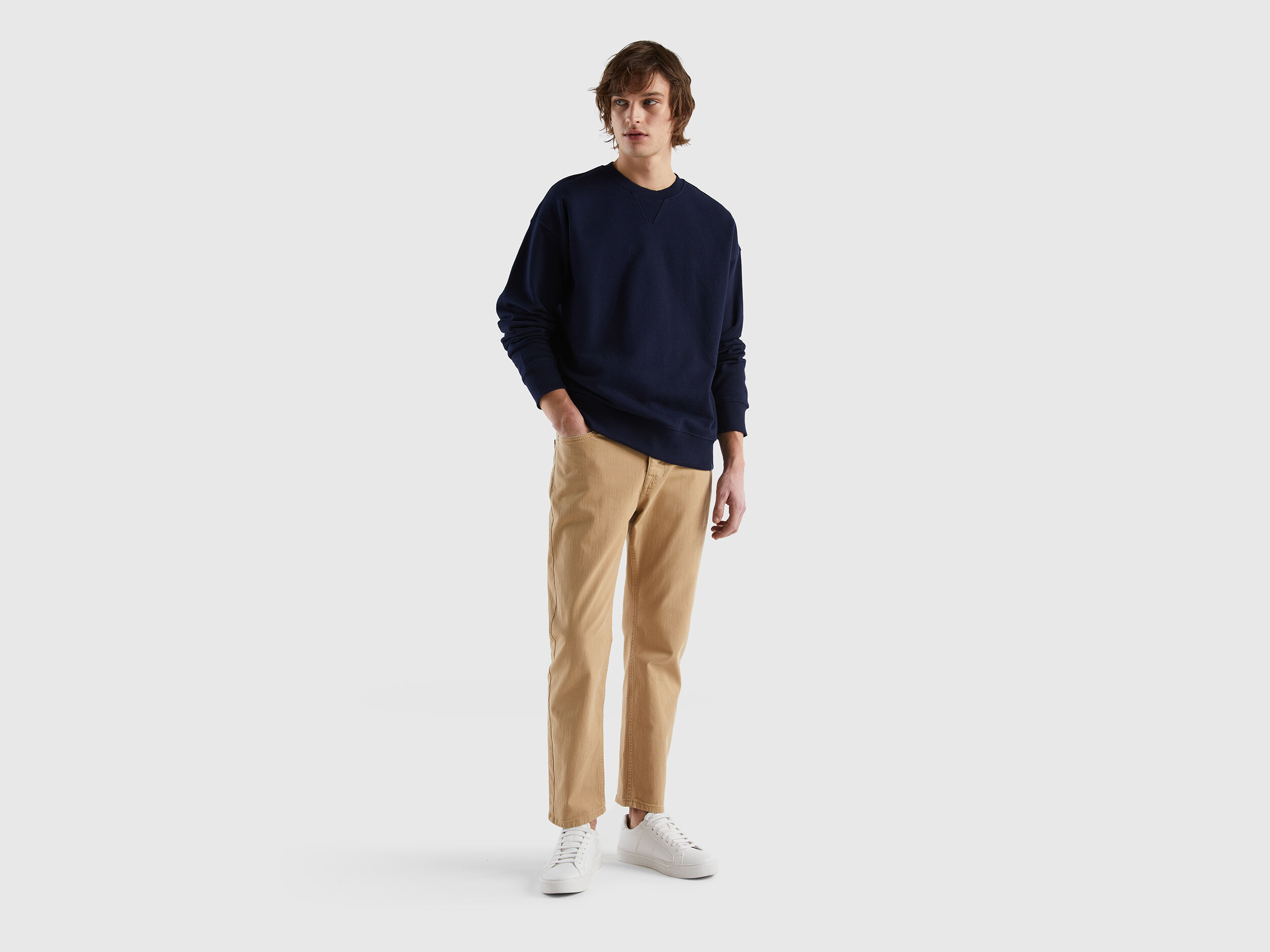 Pantalon zanahoria sale hombre