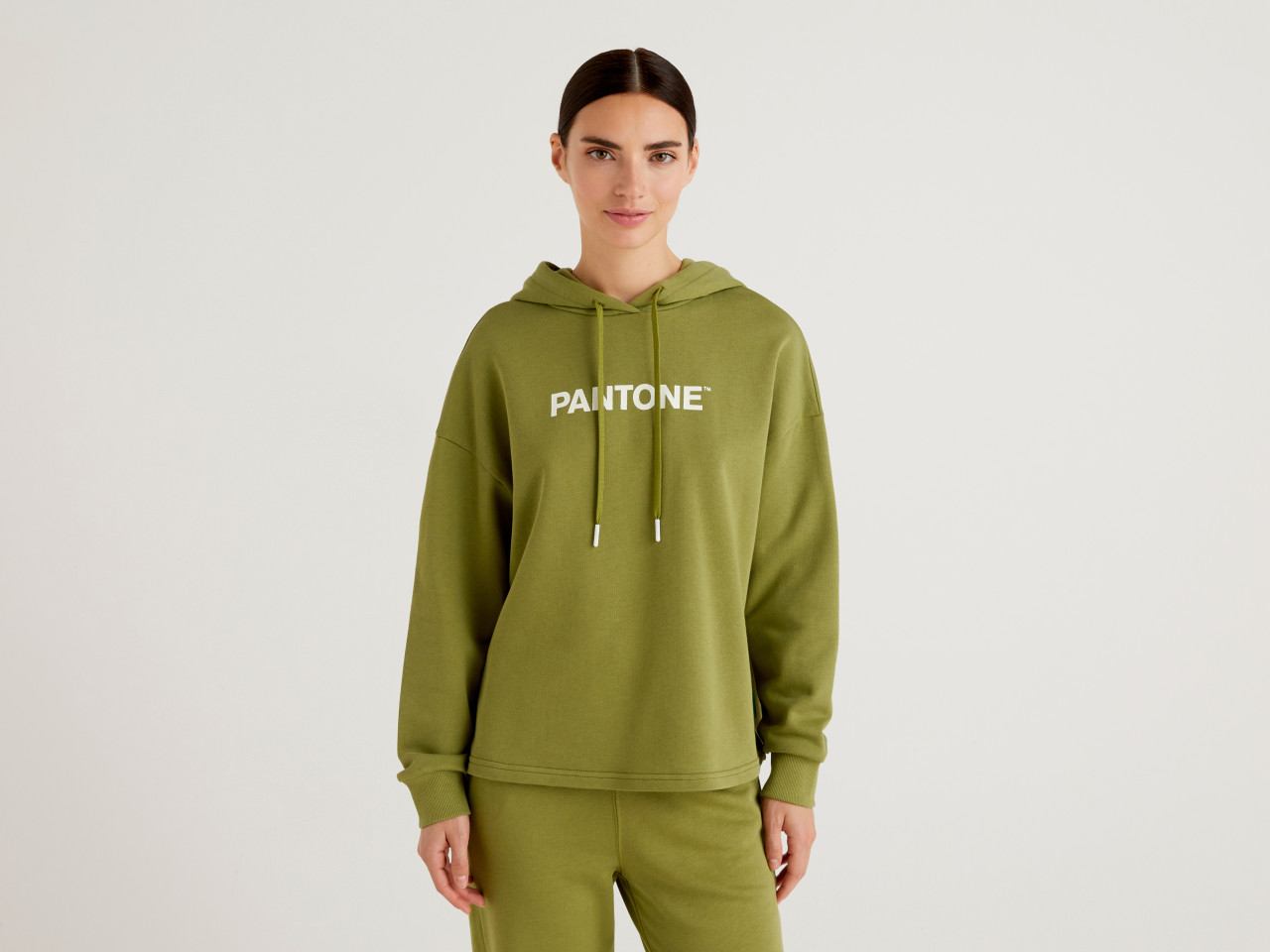 Pantone ropa online