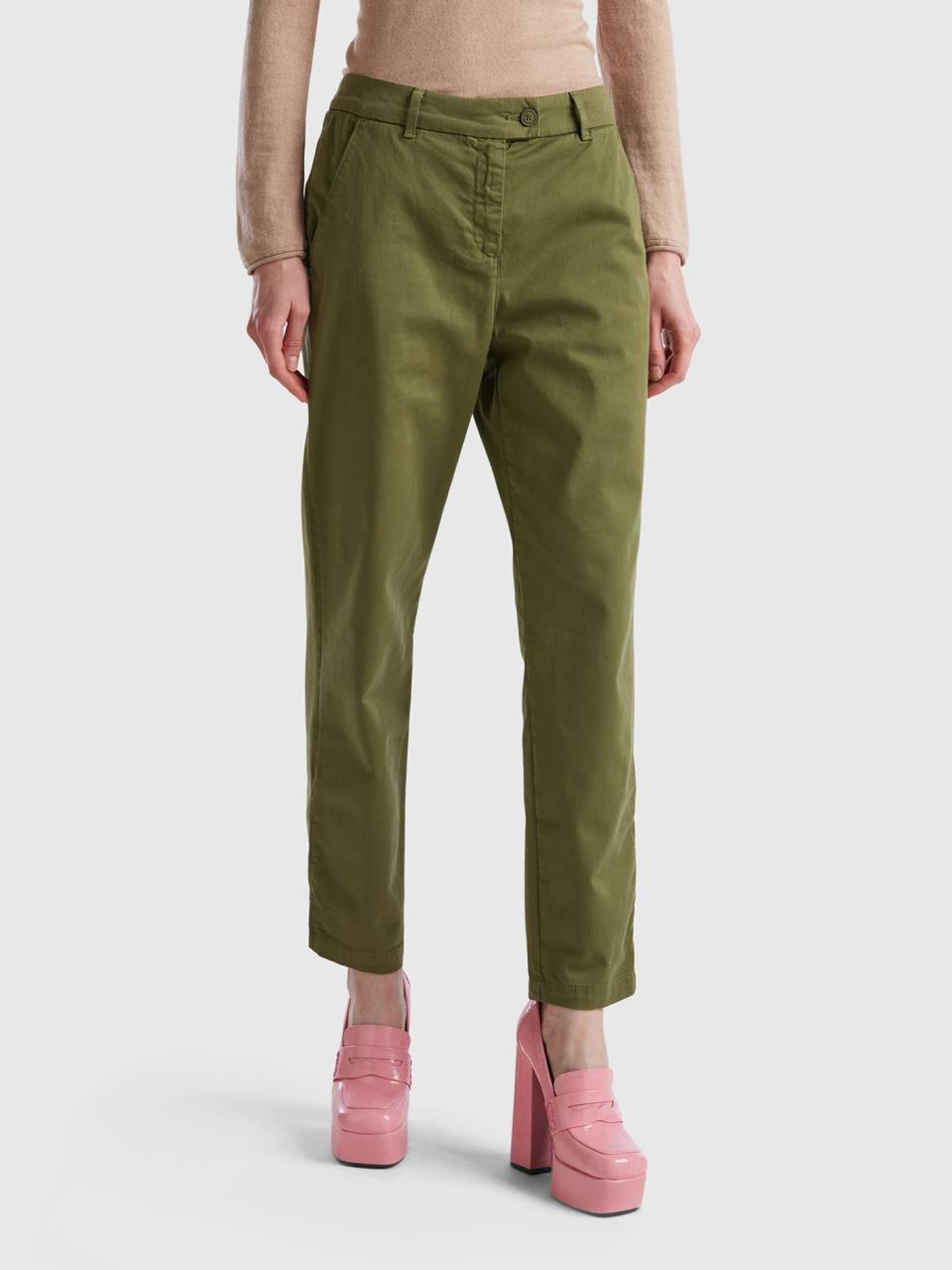 Pantalones chinos de algodon elastico Militar Benetton
